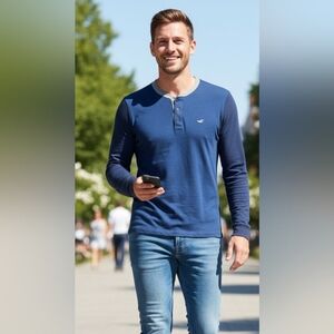 Hollister Henley Button Long Sleeve T Shirt Soft Blue Men's Size Small Womens L